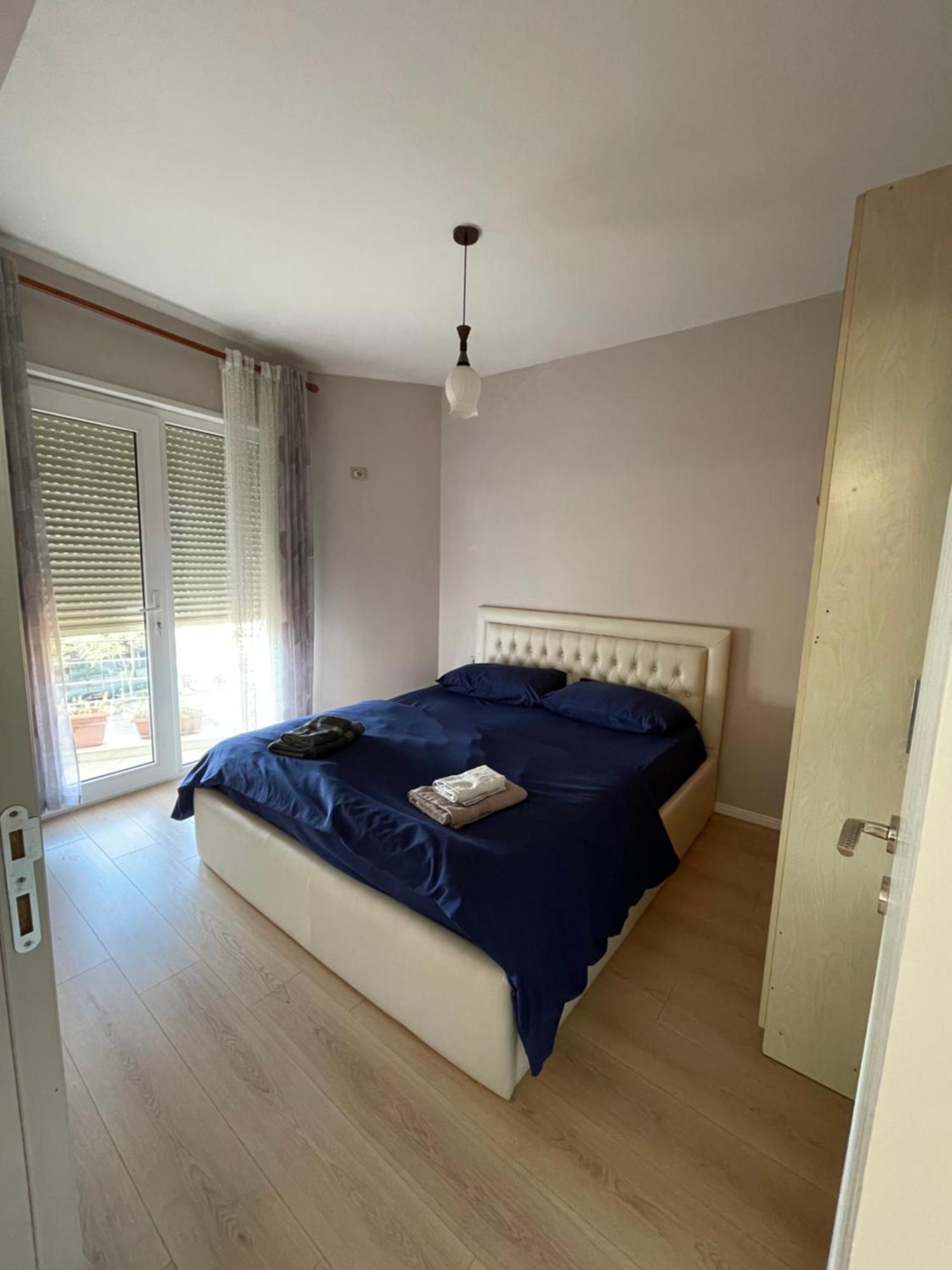 Center Luxury * Tiranë
